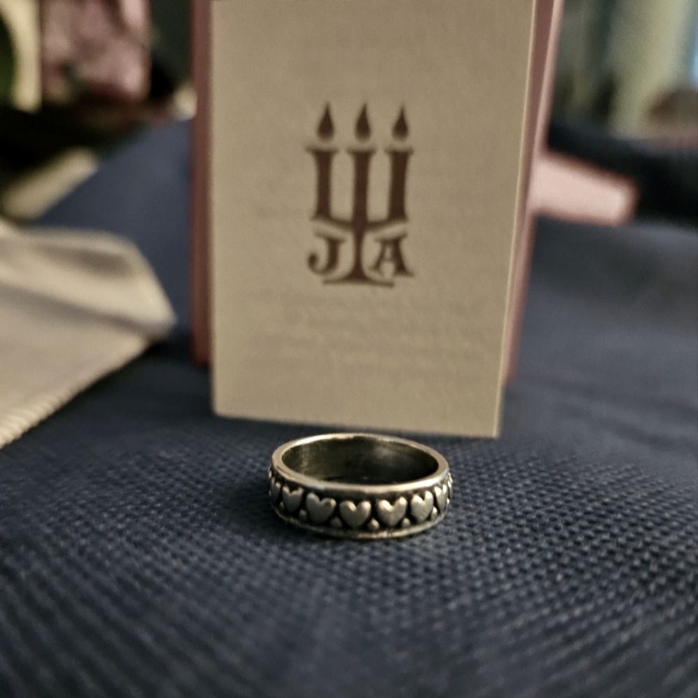 James Avery Retired Heart ring